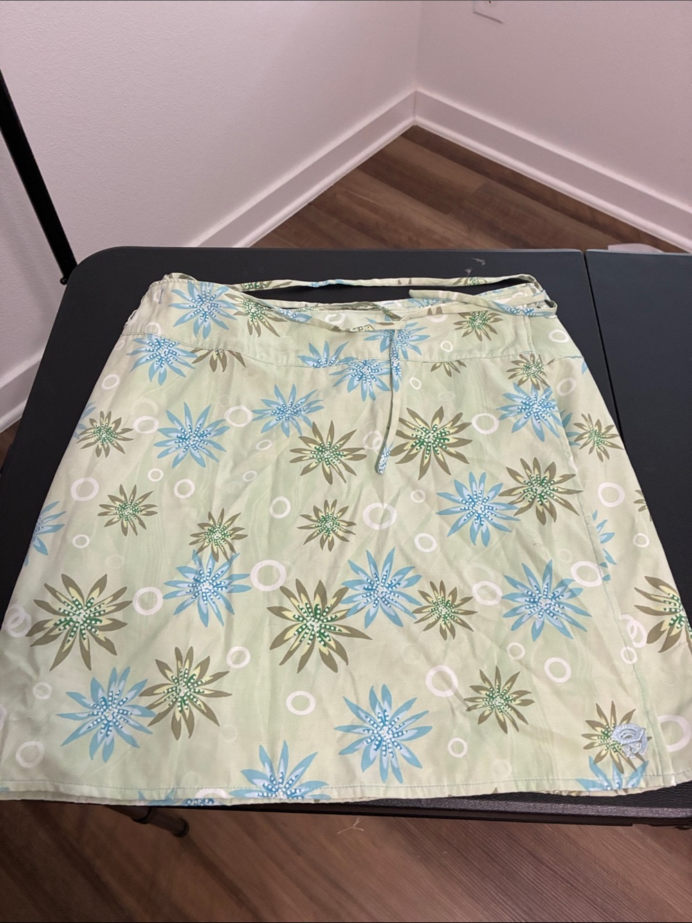 Mountain Hardwear Pale Green Floral Wrap Around with Blue & Olive Accents